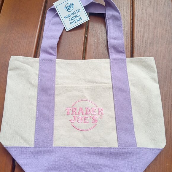 Lovely Lavender – Trader Joe’s Mini Canvas Tote Bag Brand New – Tags Attached! - Picture 1 of 5